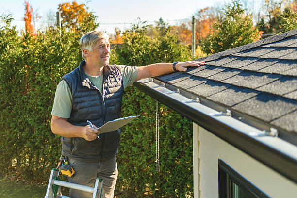 Professional Roofing technician working in Sabina, OH
